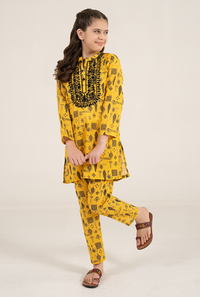 Bana Dora Lawn Floral Print With Black Embroidrey Neck