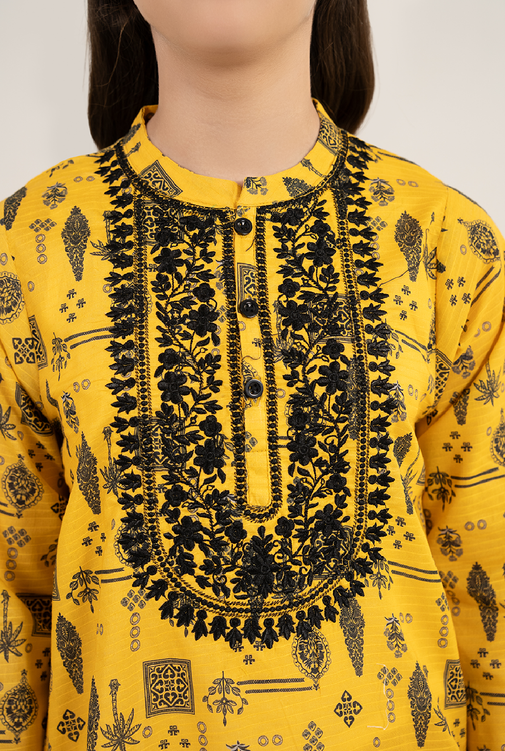 Bana Dora Lawn Floral Print With Black Embroidrey Neck