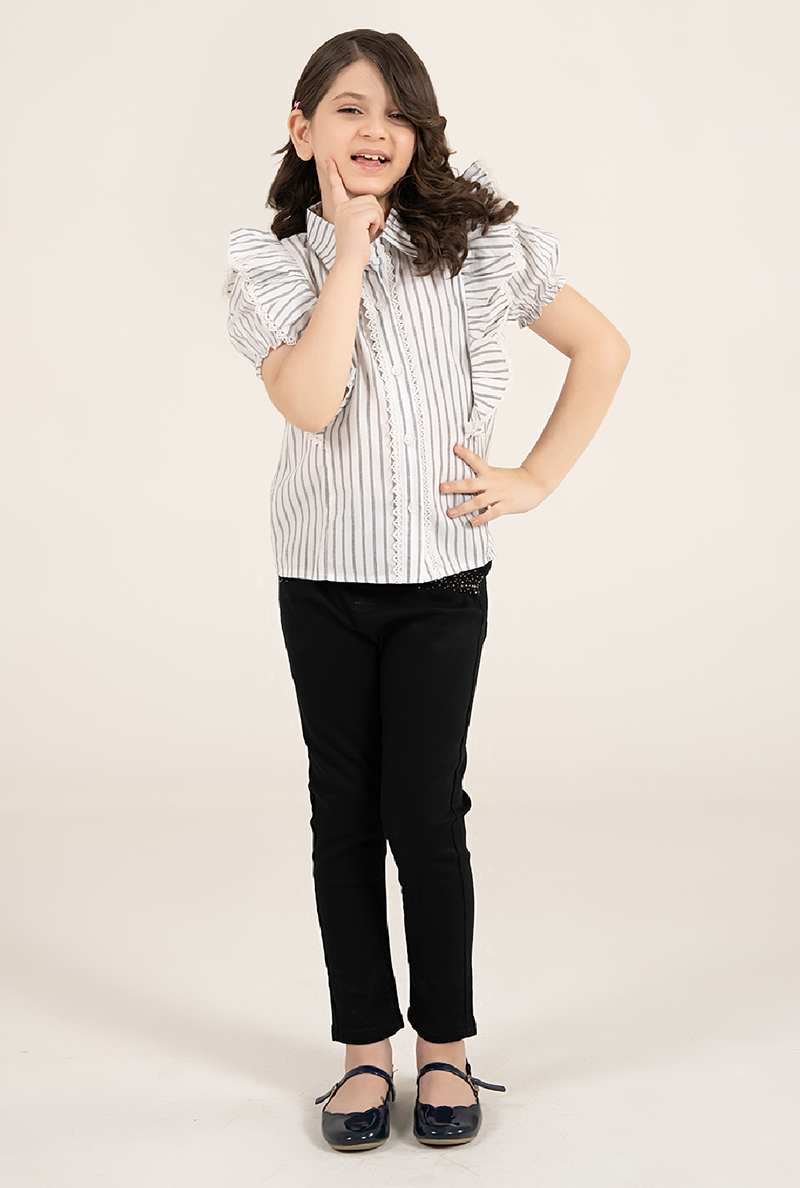 Stylish Girls’ Top Off White And Black Lineing