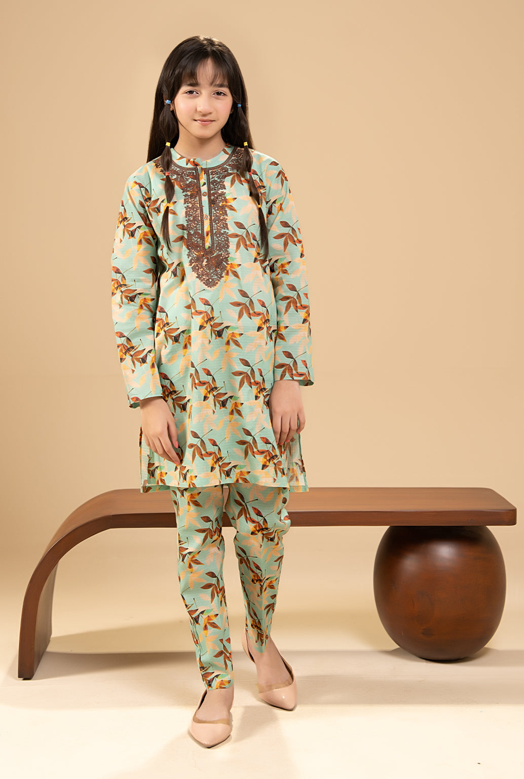 Elegant 2-Piece Girls Kurta Set With Embroidered Neckline
