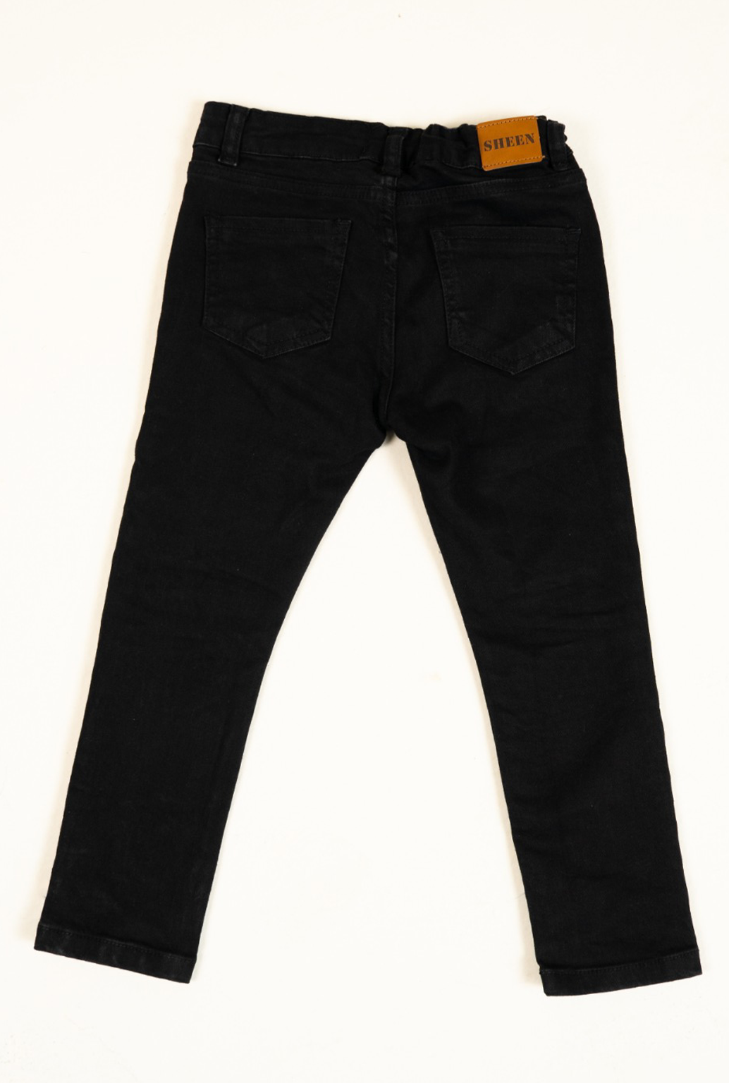 Black Jeans With Flower Embroidery